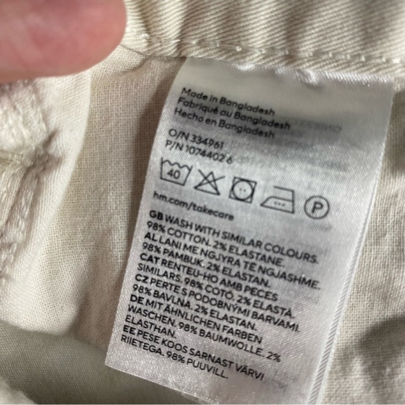 Strawberry Jam Graphic Print Off White Women’s Jeans 33x32 Cherry Girl Y2K - Picture 8 of 11